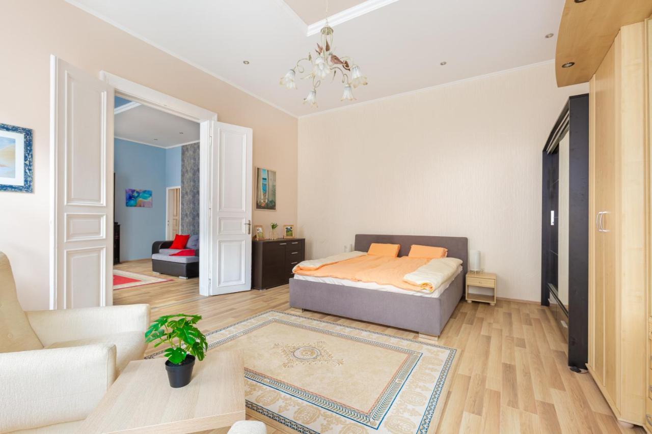 בודפשט F24 Ferenc Apartment מראה חיצוני תמונה